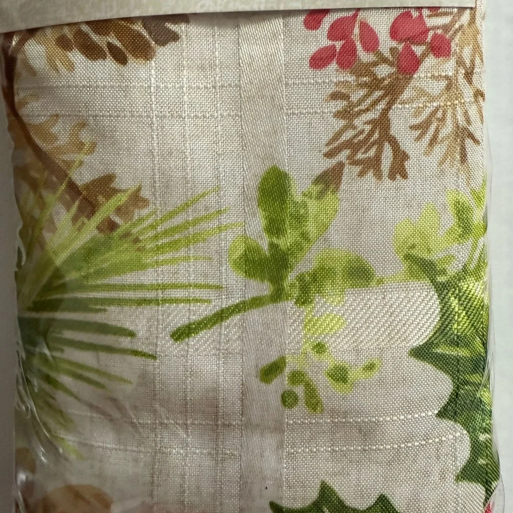 New Holiday rustic fabric tablecloth 60 x 102”